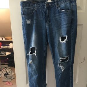 Distressed mom/boyfriend jeans